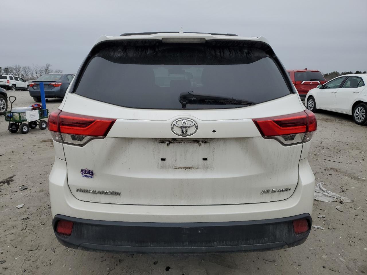2019 TOYOTA HIGHLANDER - Фото 6