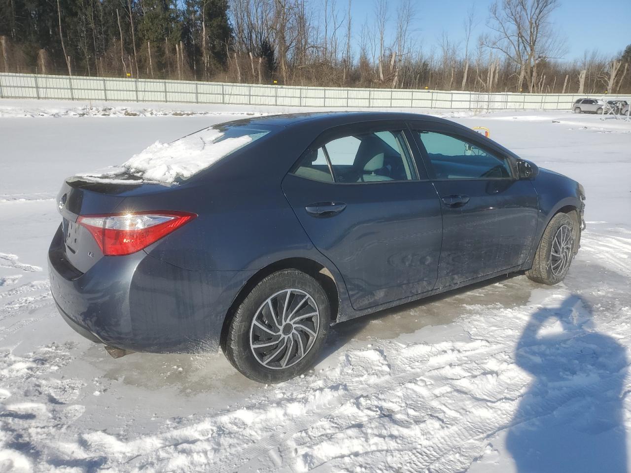 2015 TOYOTA COROLLA L - Image 3