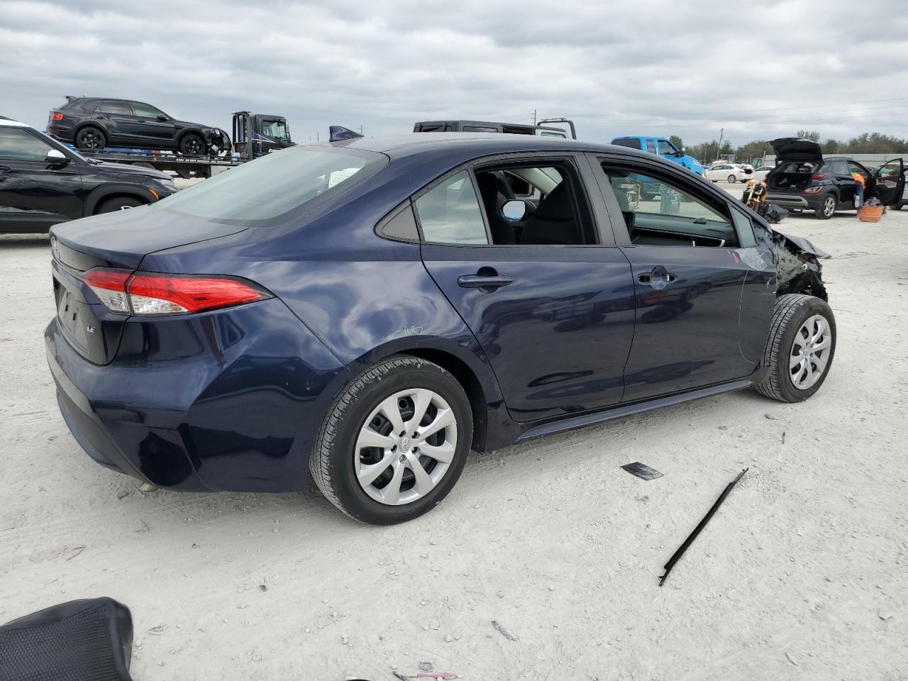 2022 TOYOTA COROLLA LE - Image 3