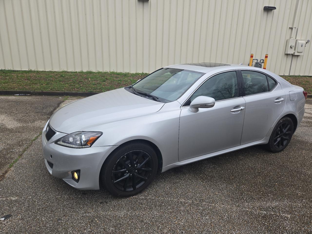 2011 LEXUS IS 250 - Фото 2