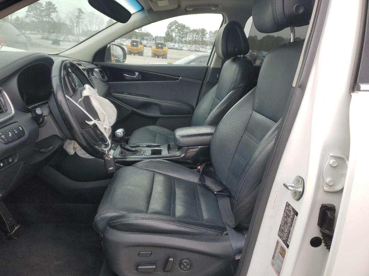 2016 KIA SORENTO - Image 7