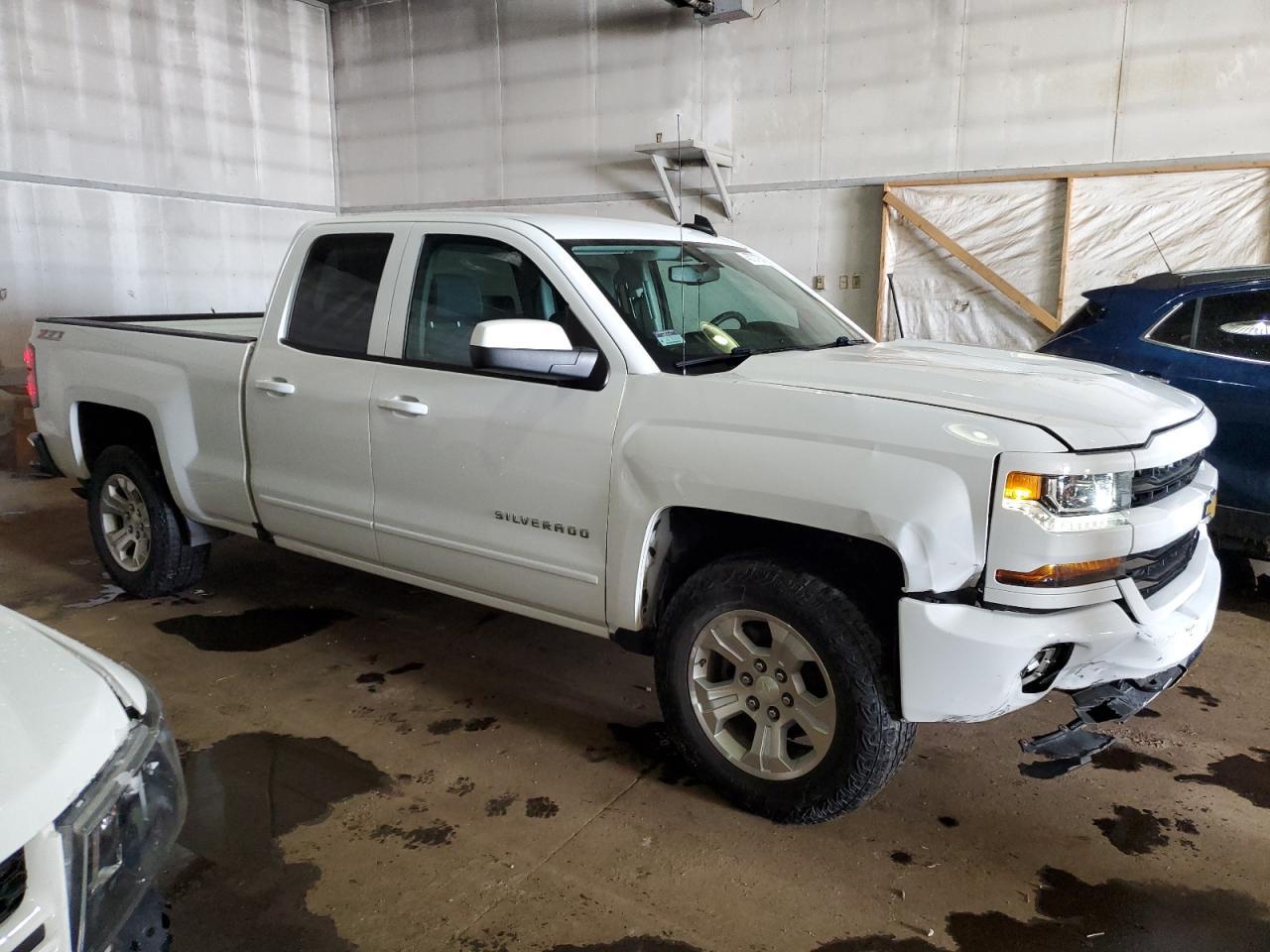2016 CHEVROLET SILVERADO - Image 4