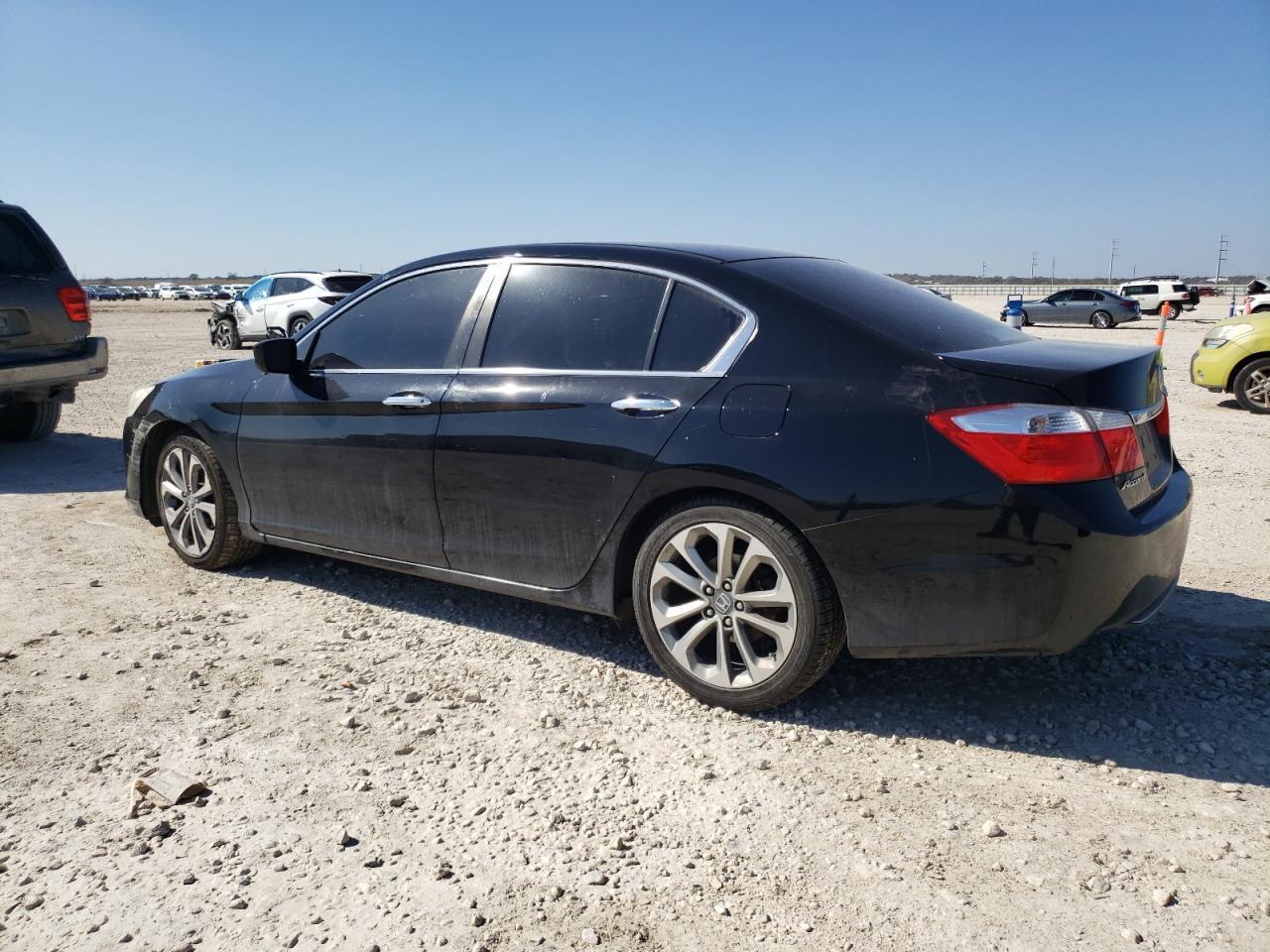 2014 HONDA ACCORD LX - Фото 2
