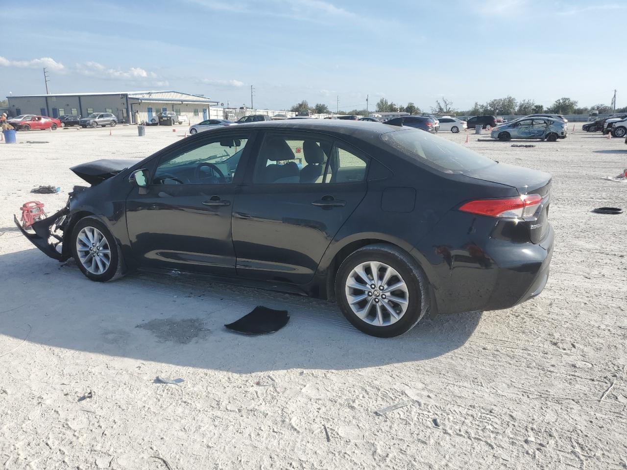2020 TOYOTA COROLLA LE - Фото 2