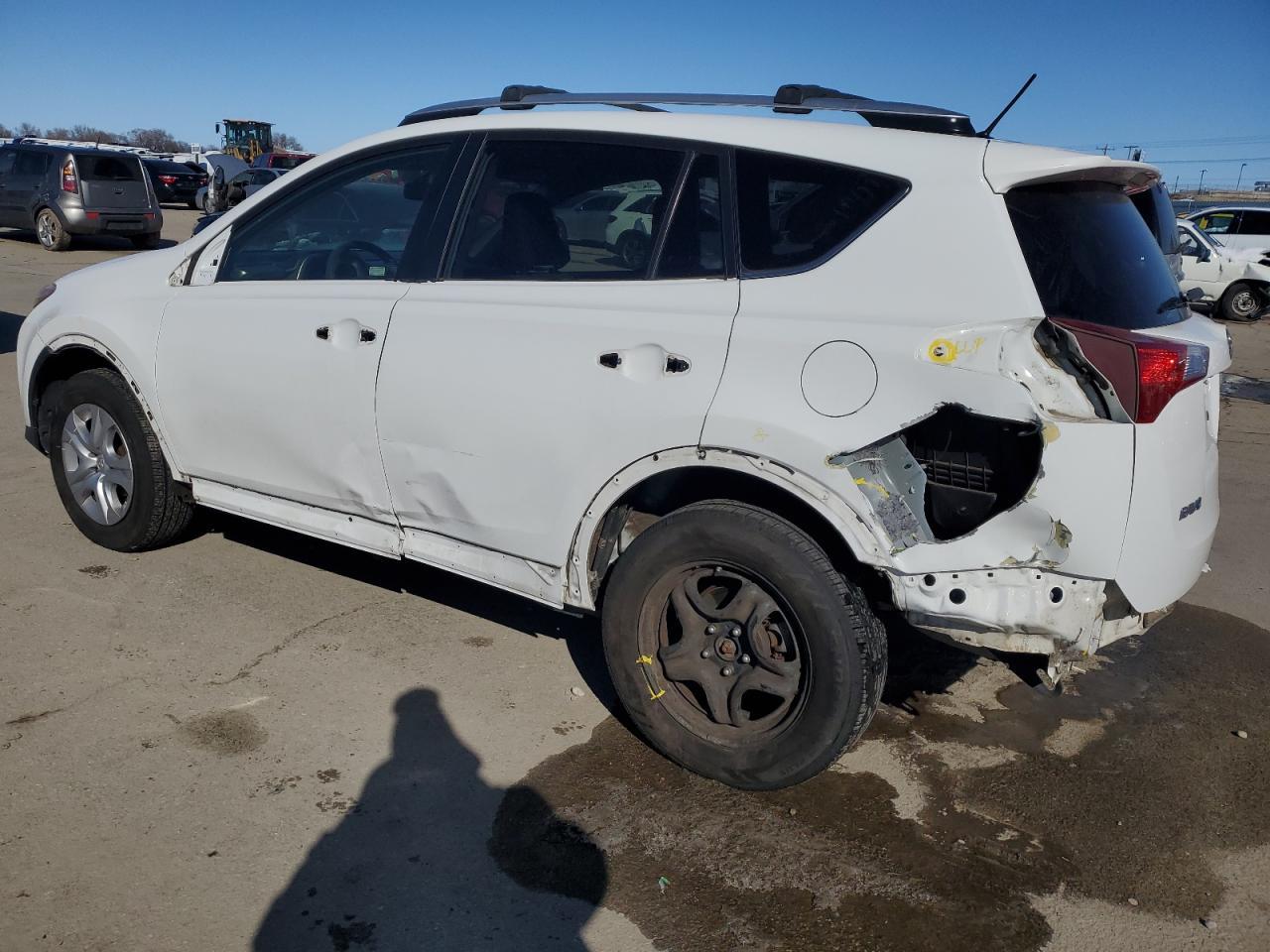 2014 TOYOTA RAV4 LE - Image 2