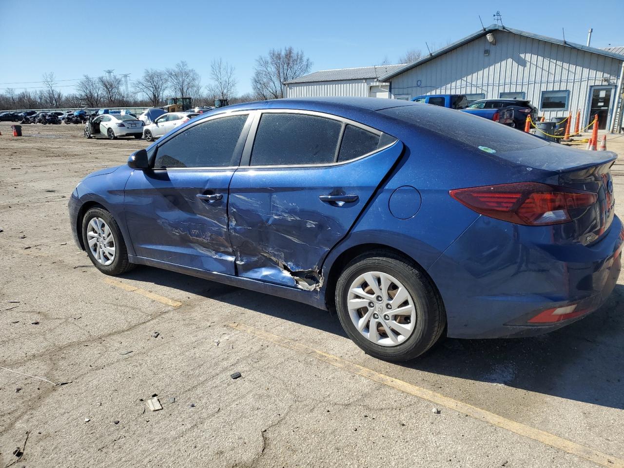 2019 HYUNDAI ELANTRA SE - Image 2
