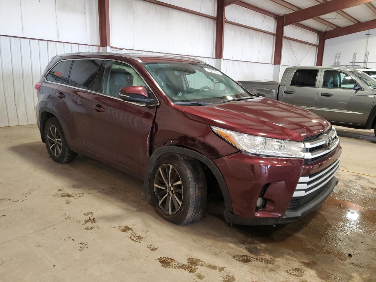 2018 TOYOTA HIGHLANDER - Image 4