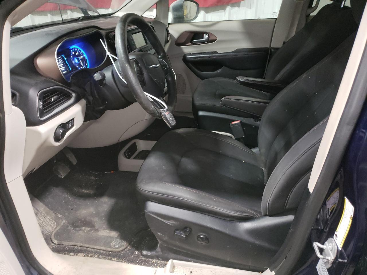 2017 CHRYSLER PACIFICA L - Image 7