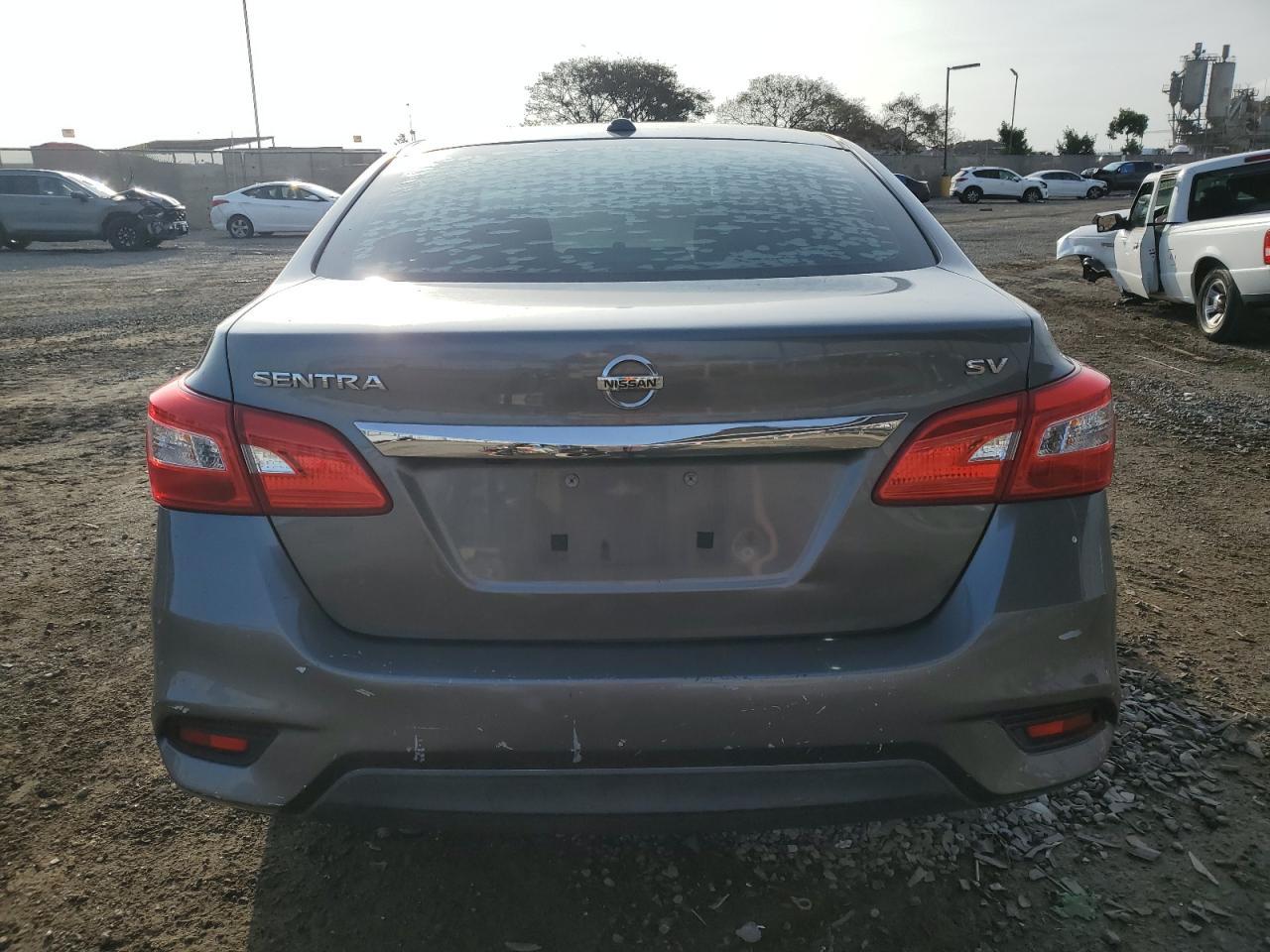 2017 NISSAN SENTRA S - Фото 6