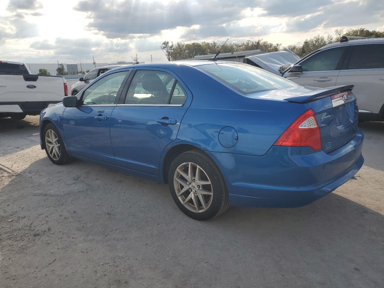 2012 FORD FUSION SEL - Image 2