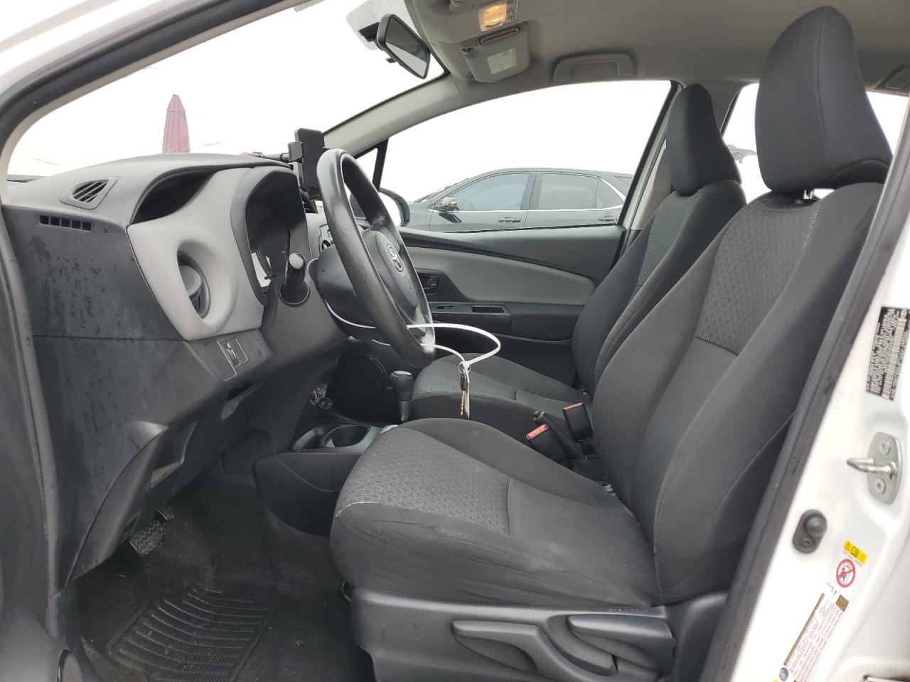 2016 TOYOTA YARIS L - Фото 7