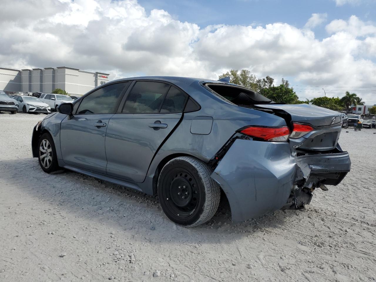 2020 TOYOTA COROLLA LE - Фото 2