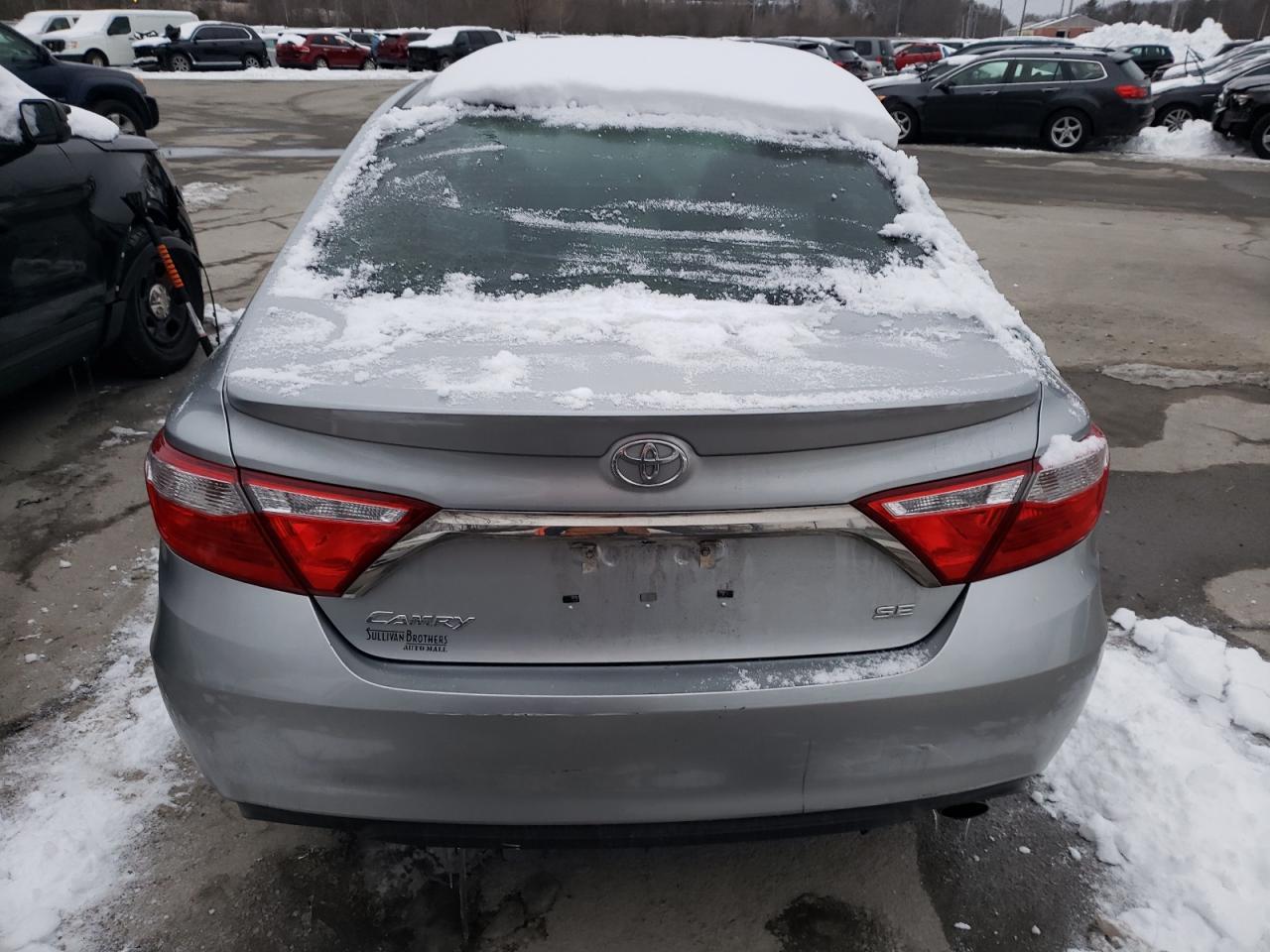 2017 TOYOTA CAMRY LE - Image 6