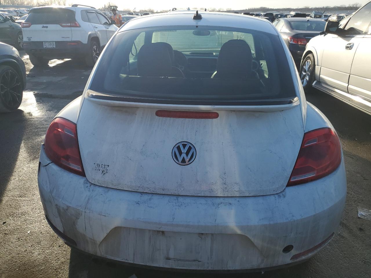 2015 VOLKSWAGEN BEETLE 1.8 - Image 6