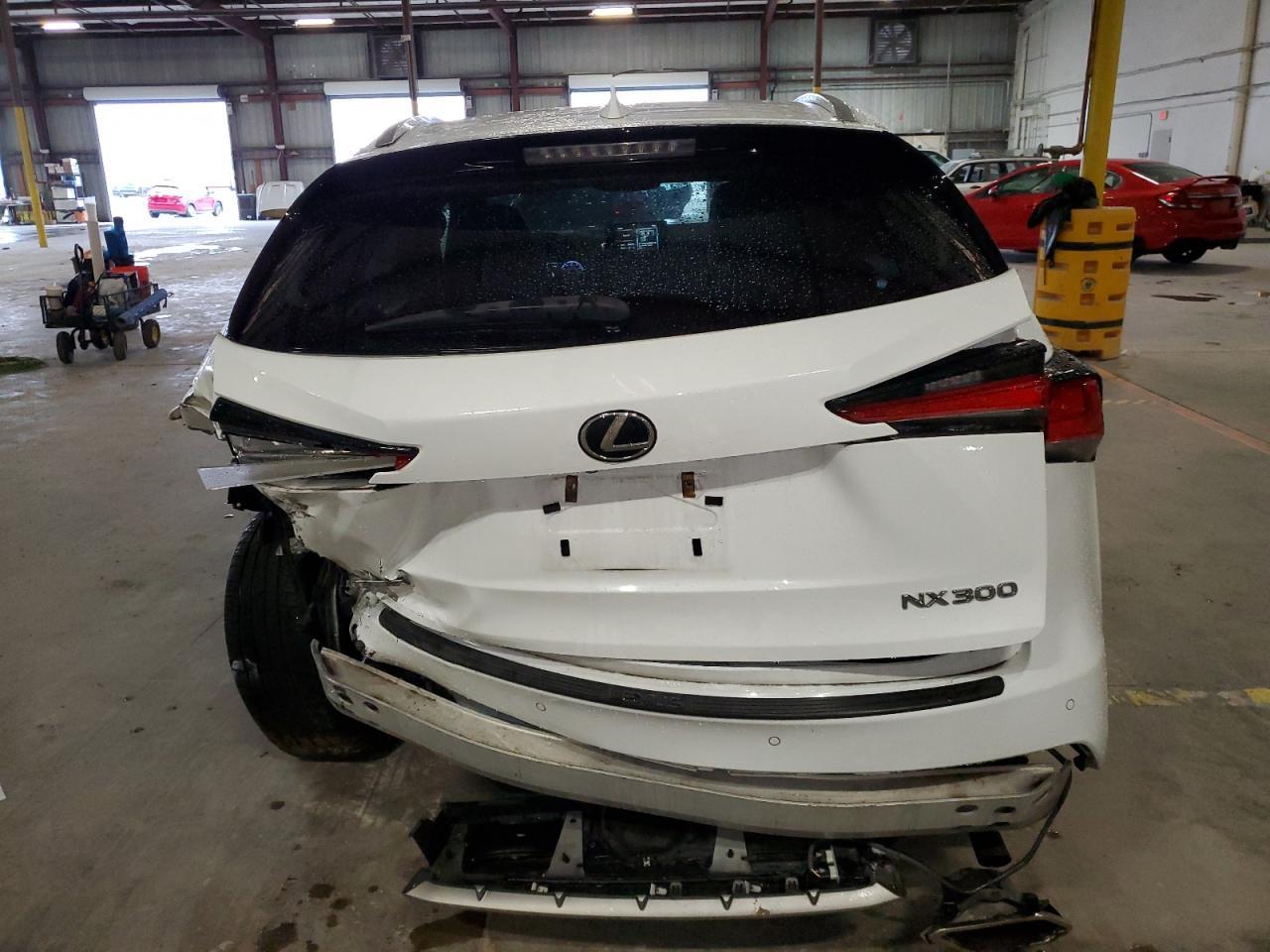 2019 LEXUS NX 300 BAS - Фото 6