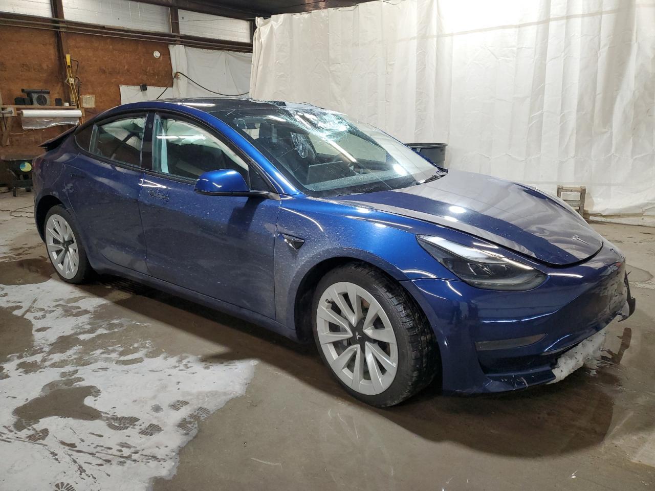 2022 TESLA MODEL 3 - Image 4