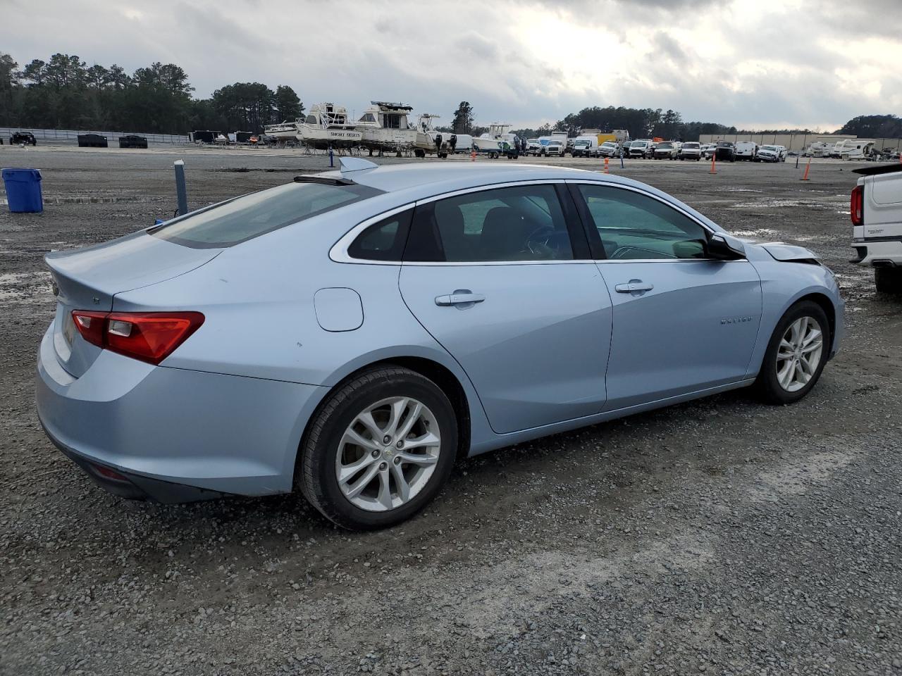 2017 CHEVROLET MALIBU LT - Фото 3