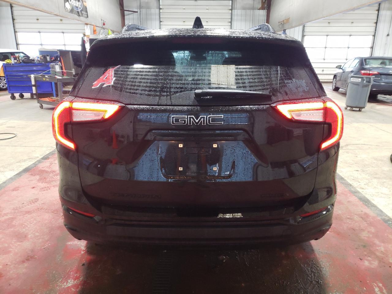 2023 GMC TERRAIN SL - Фото 6