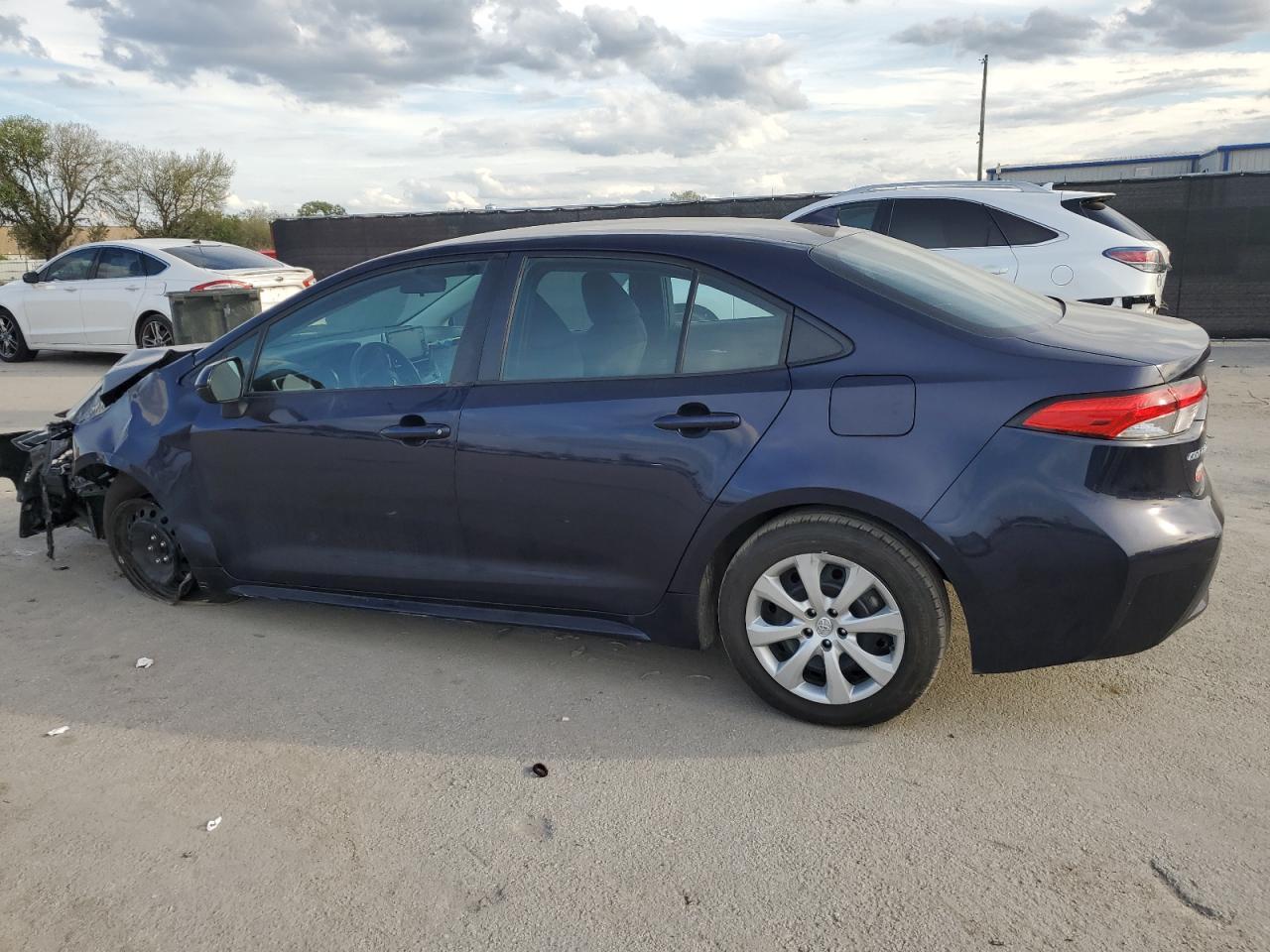 2021 TOYOTA COROLLA LE - Image 2