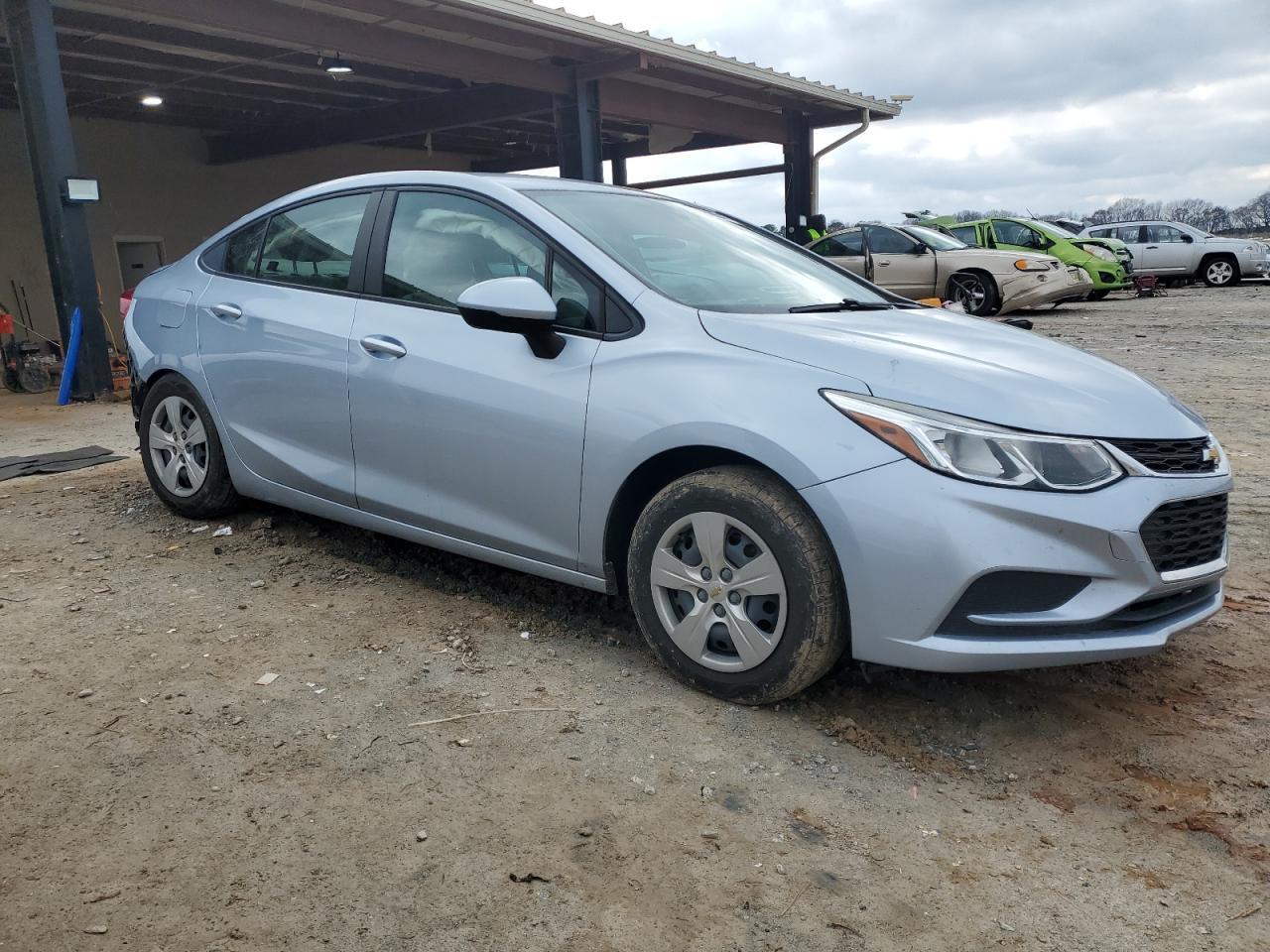 2017 CHEVROLET CRUZE LS - Image 4