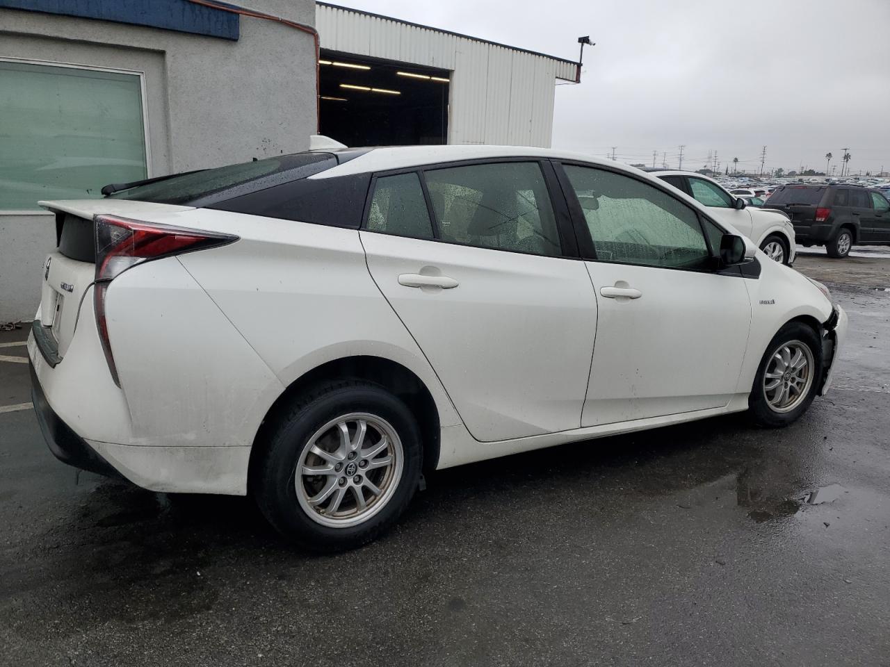 2016 TOYOTA PRIUS - Image 3