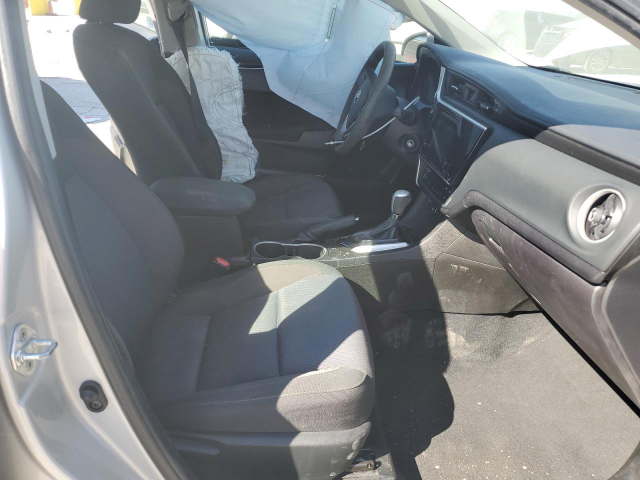 2019 TOYOTA COROLLA L - Image 7