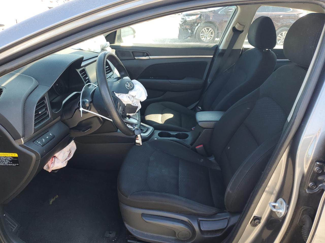 2019 HYUNDAI ELANTRA SE - Фото 7