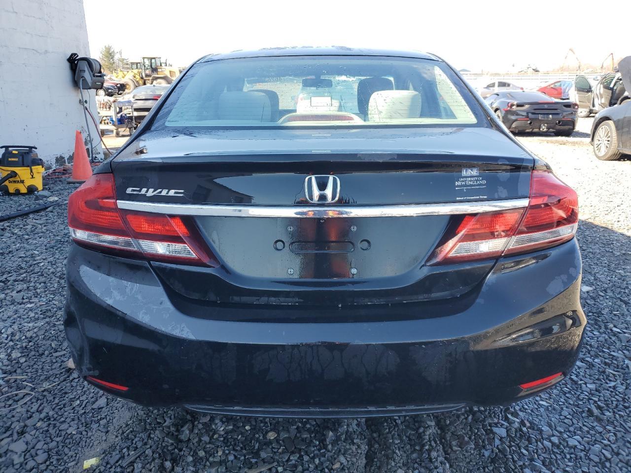 2015 HONDA CIVIC LX - Фото 6