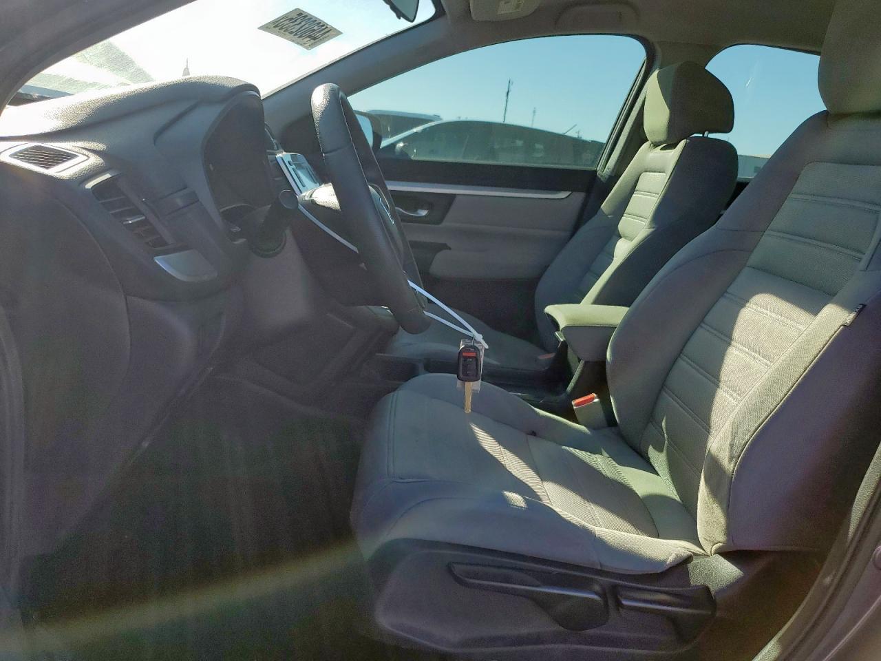 2017 HONDA CR-V LX - Image 7