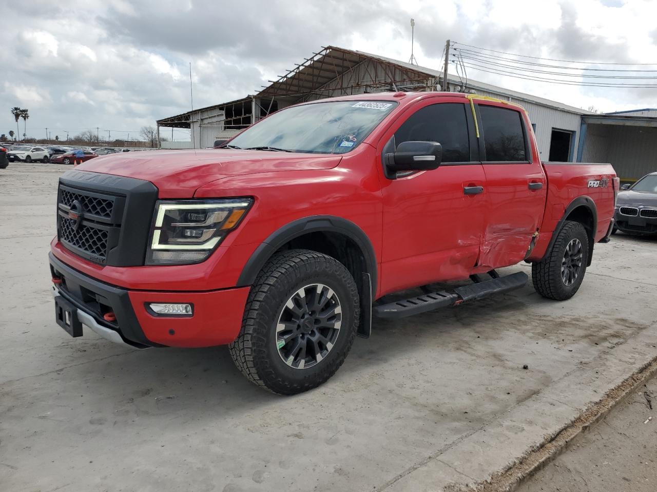 2021 NISSAN TITAN SV