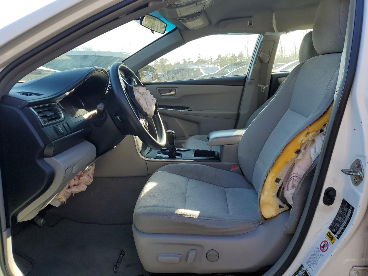 2016 TOYOTA CAMRY LE - Image 7