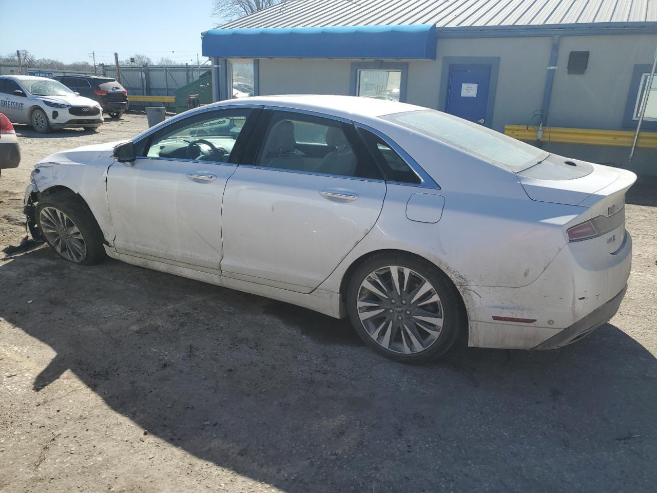 2019 LINCOLN MKZ RESERV - Image 2