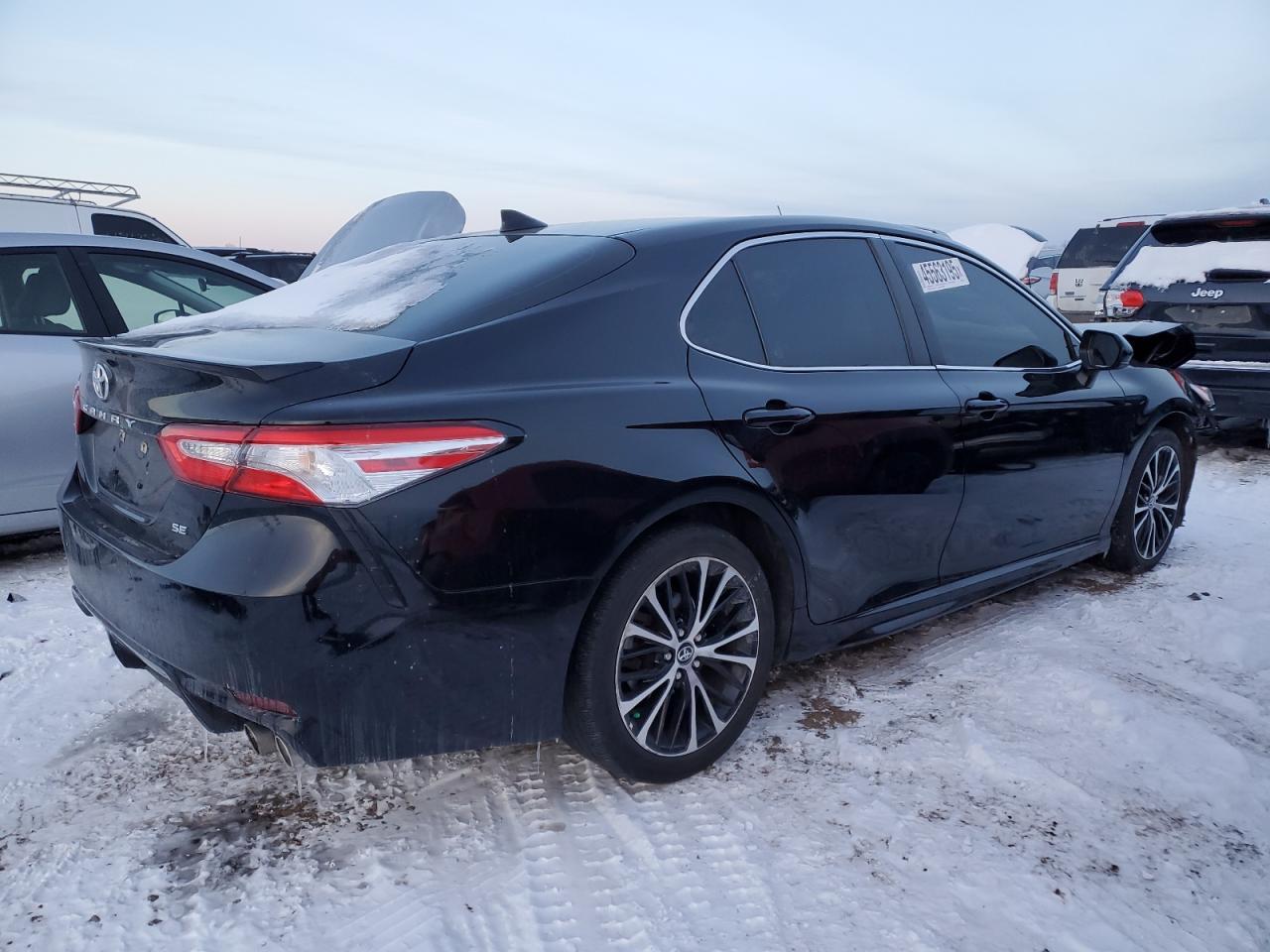 2020 TOYOTA CAMRY SE - Image 3