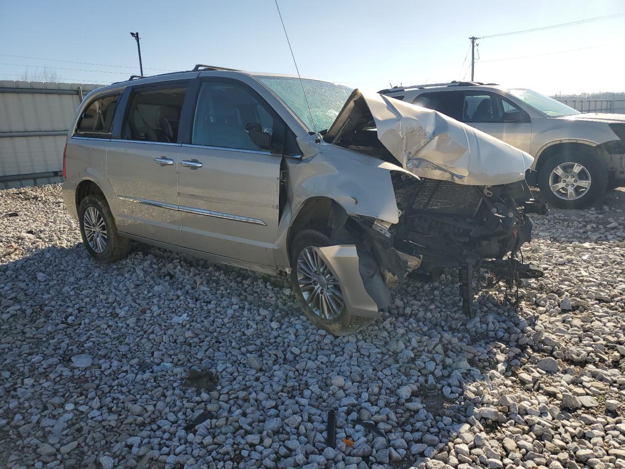 2014 CHRYSLER TOWN & COU - Фото 4