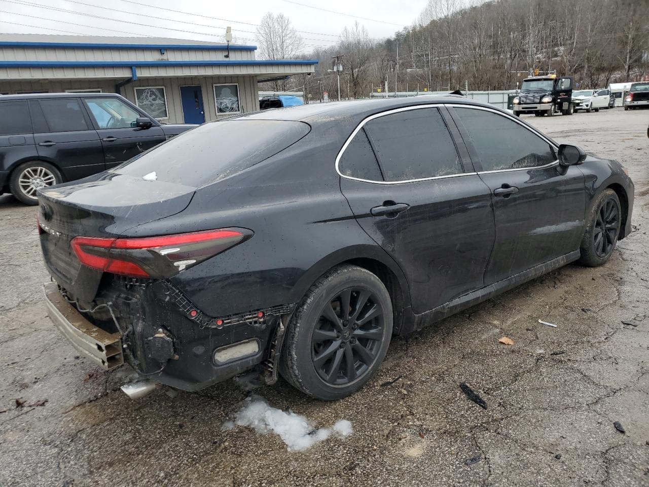 2018 TOYOTA CAMRY L - Image 3