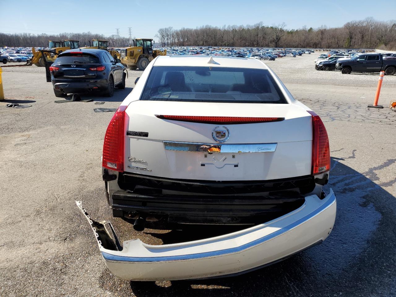 2011 CADILLAC CTS LUXURY - Image 6