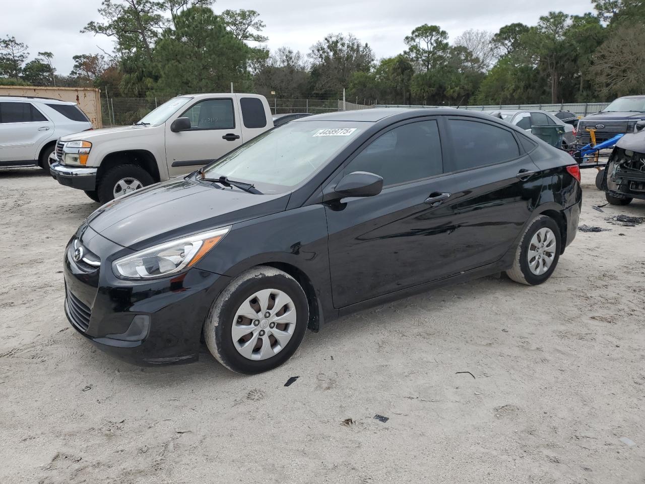 2016 HYUNDAI ACCENT SE