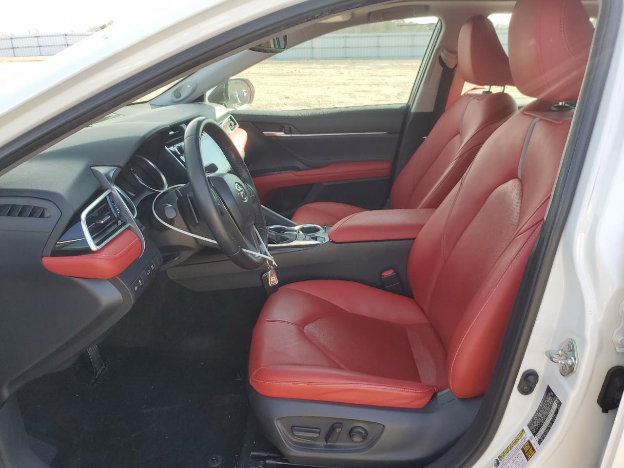 2018 TOYOTA CAMRY XSE - Image 7