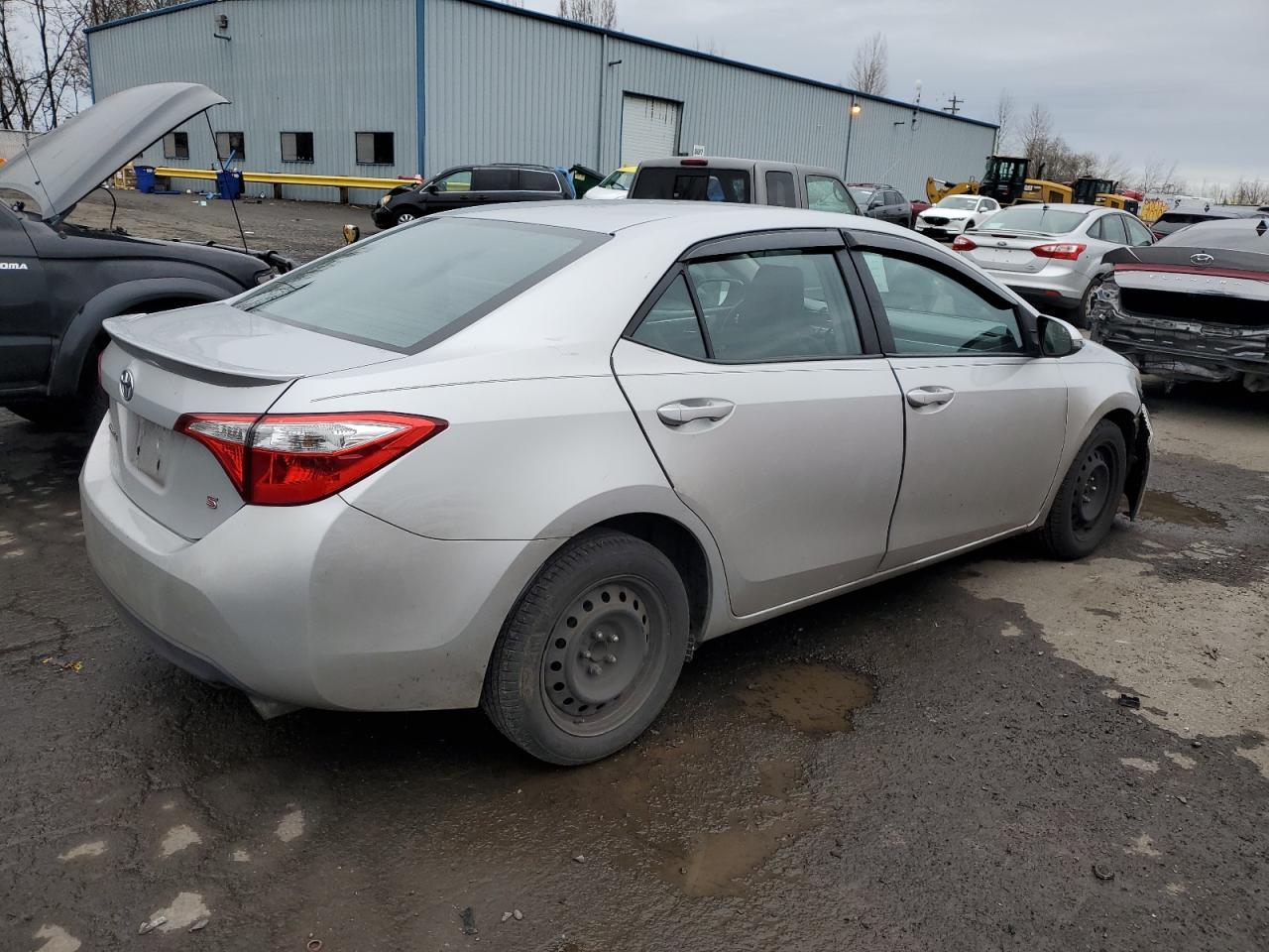 2016 TOYOTA COROLLA L - Фото 3