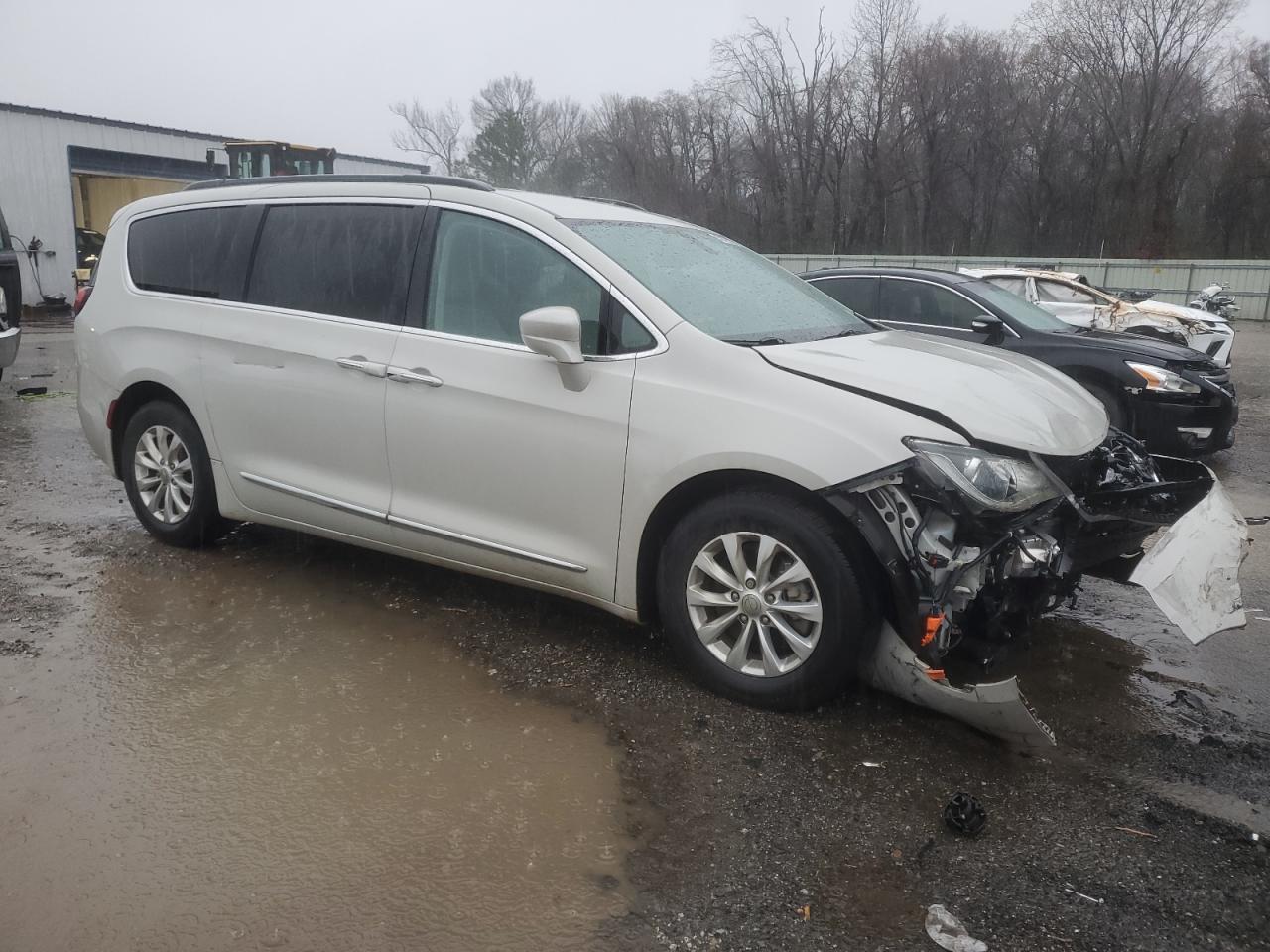 2017 CHRYSLER PACIFICA T - Фото 4