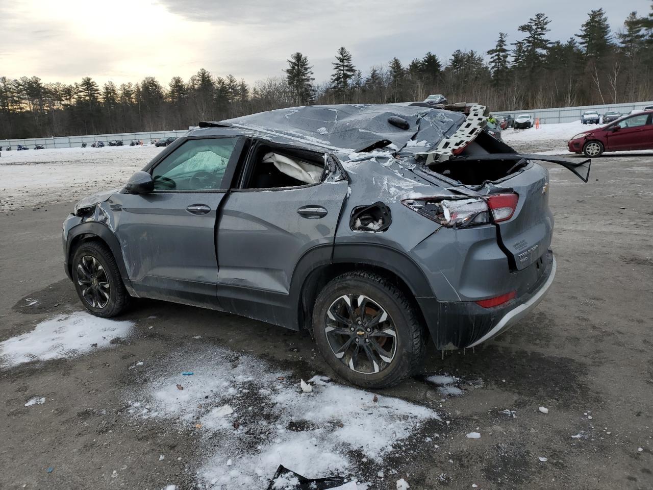 2021 CHEVROLET TRAILBLAZE - Image 2
