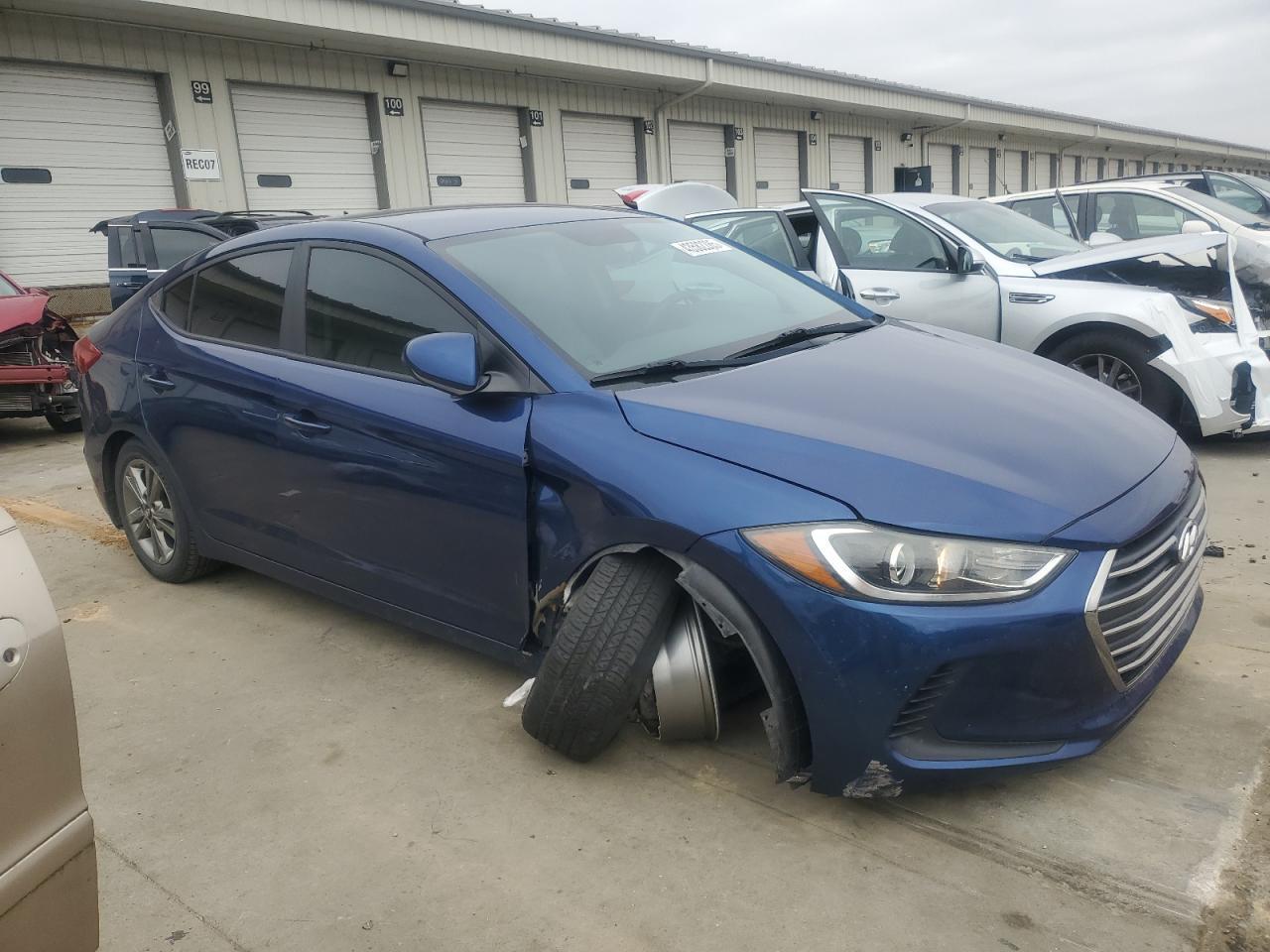 2017 HYUNDAI ELANTRA SE - Image 4