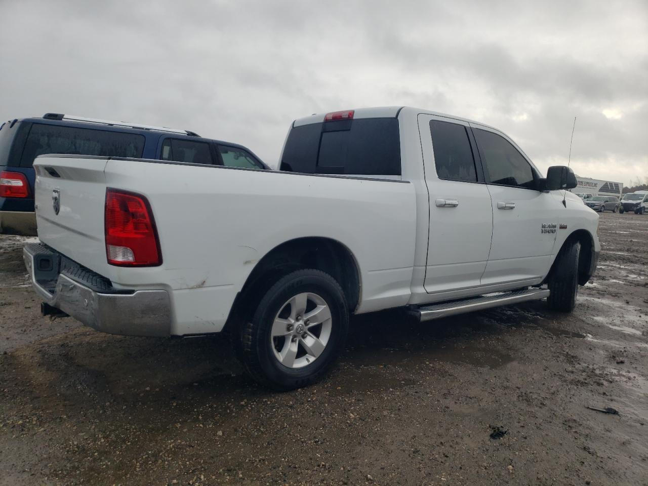 2015 RAM 1500 SLT - Image 3