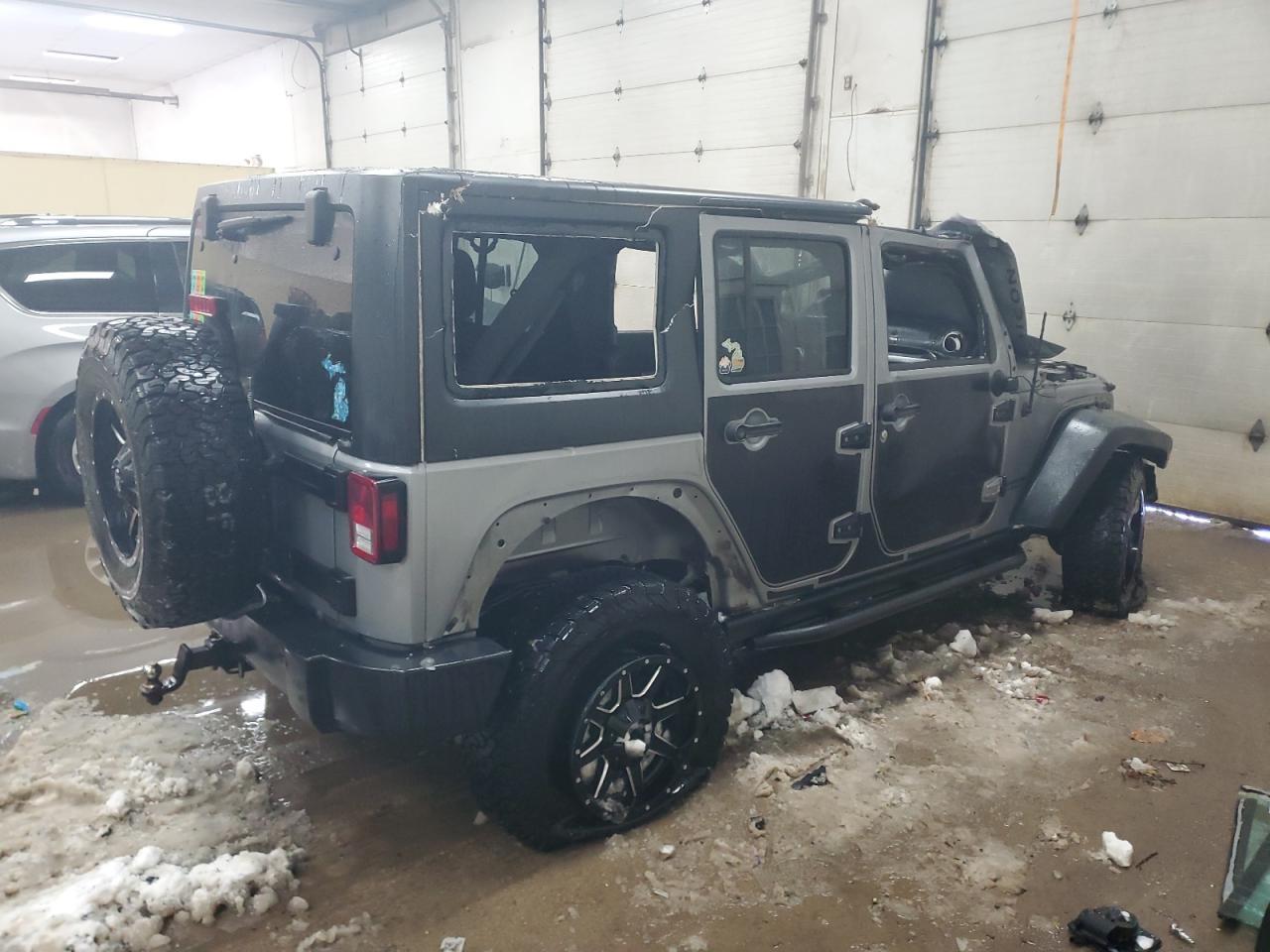 2015 JEEP WRANGLER U - Image 3