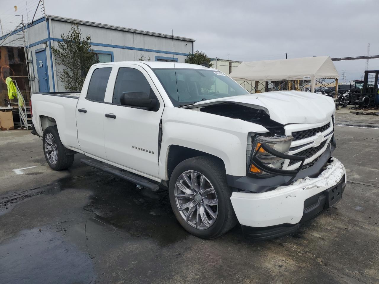 2015 CHEVROLET SILVERADO - Фото 4
