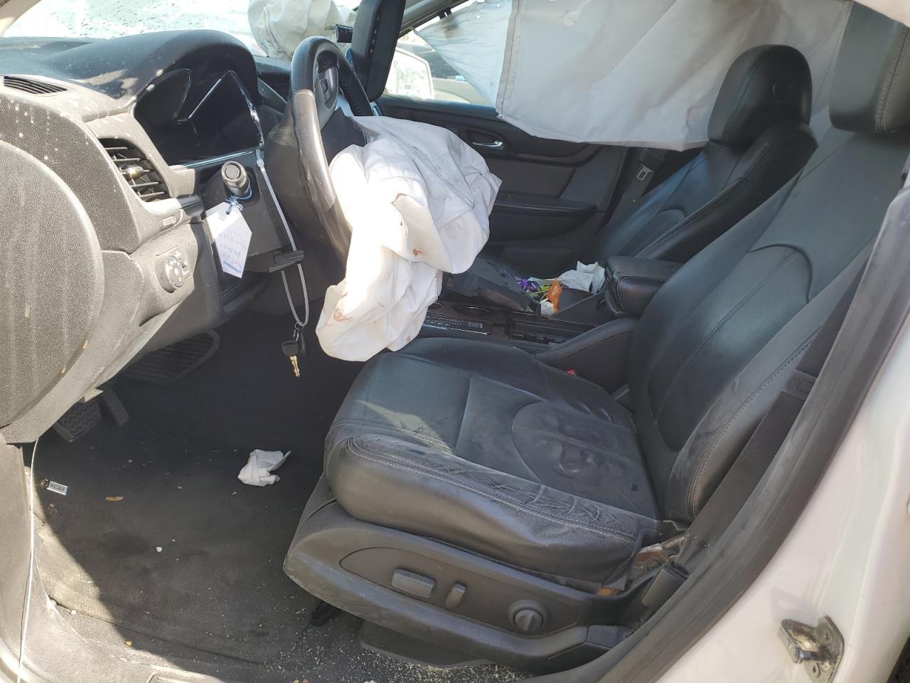 2014 CHEVROLET TRAVERSE L - Image 7