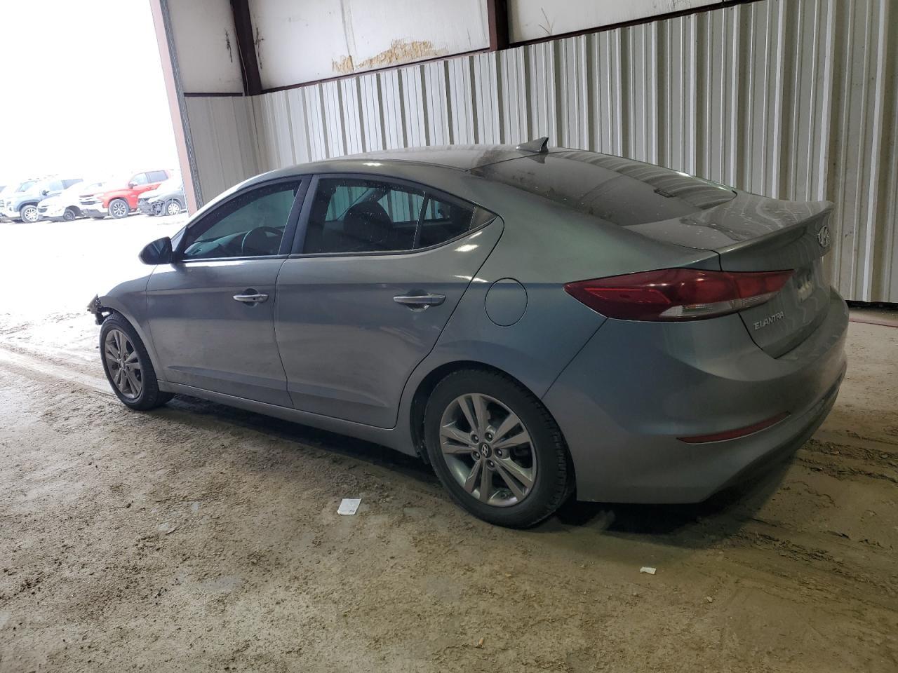 2018 HYUNDAI ELANTRA SE - Image 2