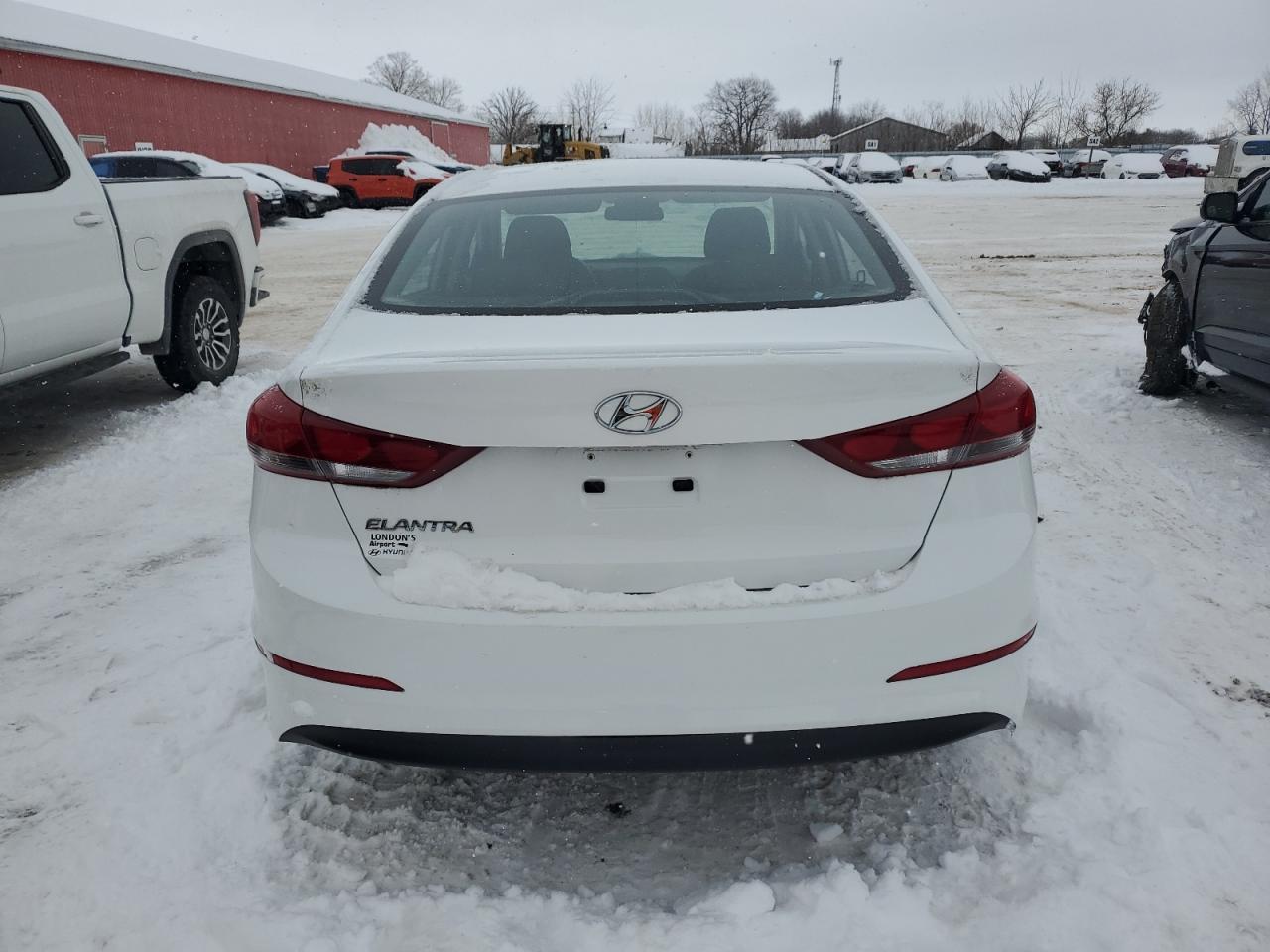 2017 HYUNDAI ELANTRA SE - Image 6