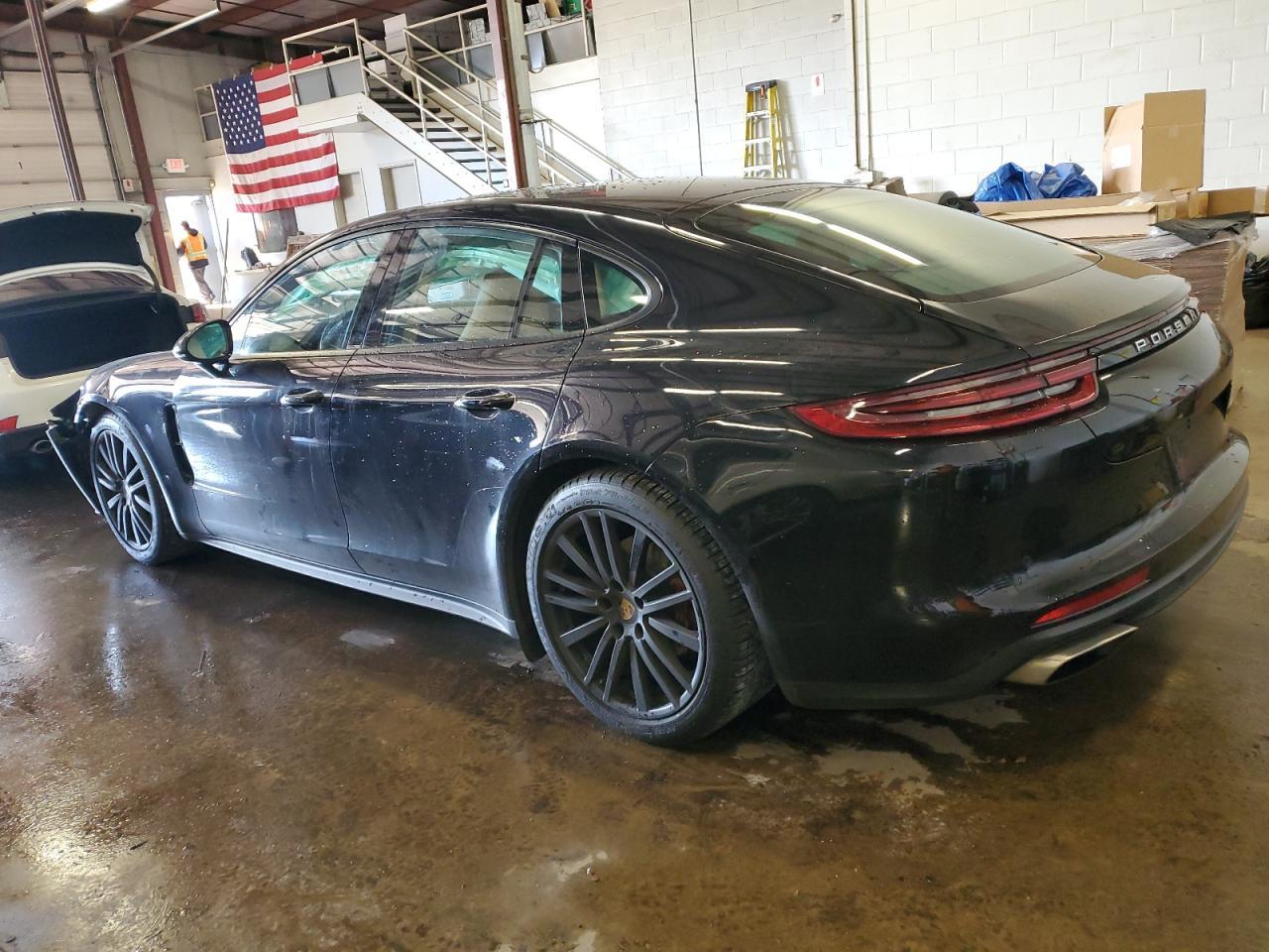 2018 PORSCHE PANAMERA 4 - Фото 2
