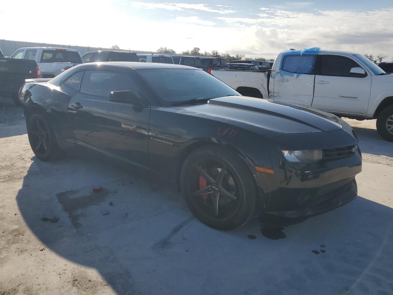 2015 CHEVROLET CAMARO LS - Image 4